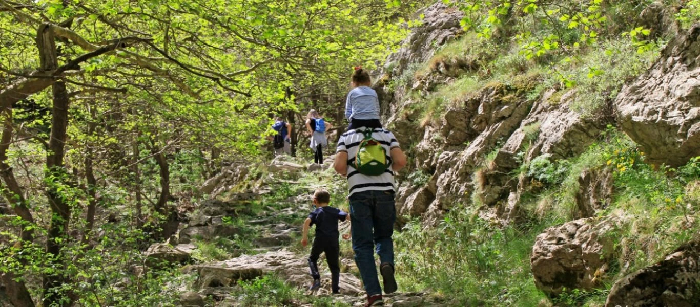 Κέρκυρα: Βρέθηκαν οι δύο Γερμανοί τουρίστες που είχαν χαθεί σε απόκρημνα μονοπάτια